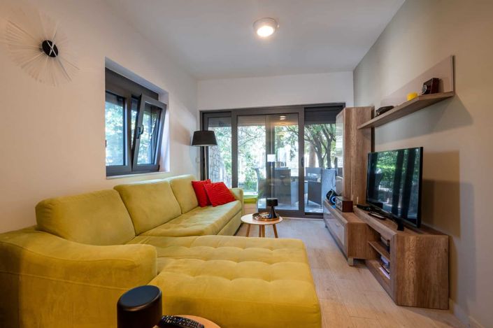 Image No.3-3 Bed House for sale