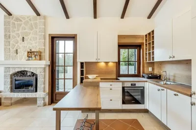 8-three-bedroom-luxury-apartment-in-a-waterfr