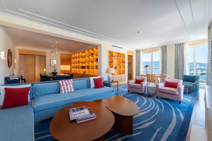 Image No.1-4 Bed Apartment for sale