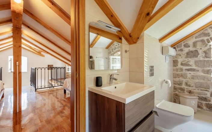 Image No.27-Maison de 10 chambres à vendre à Prcanj