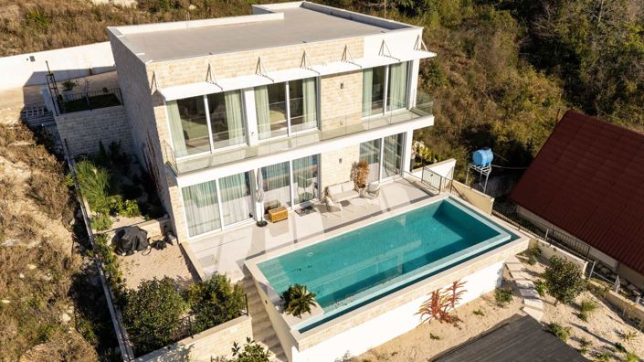 Image No.3-Villa de 4 chambres à vendre à Podi