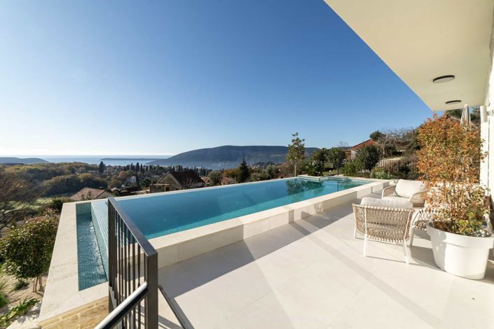 Image No.4-Villa de 4 chambres à vendre à Podi