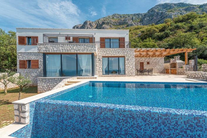 Image No.4-Villa de 4 chambres à vendre à Budva