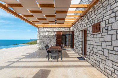 3-luxury-stone-villa-drobni-pijesak