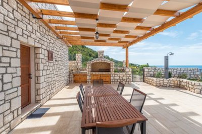 5-luxury-stone-villa-drobni-pijesak