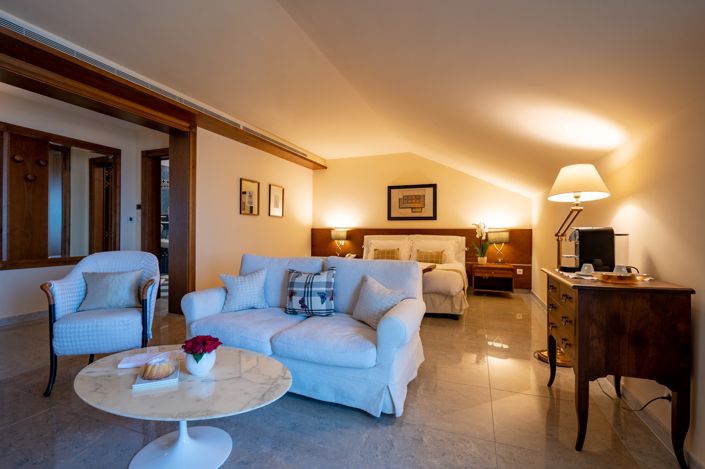 Image No.24-15 Bed Villa for sale