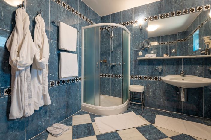 Image No.26-15 Bed Villa for sale