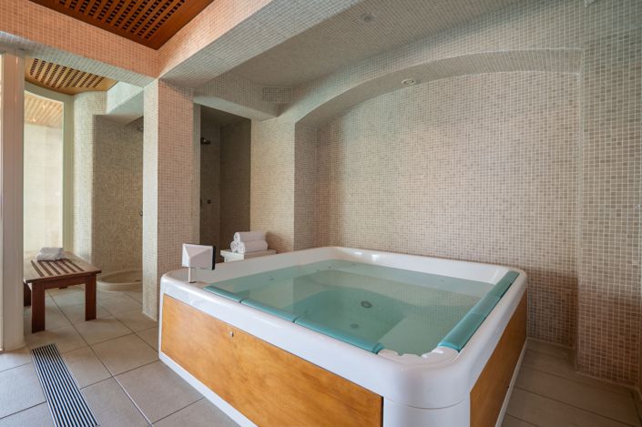 Image No.30-15 Bed Villa for sale