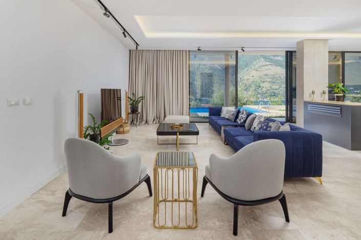 Image No.10-Villa de 5 chambres à vendre à Dobrota