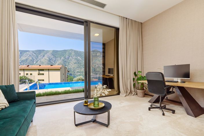 Image No.18-Villa de 5 chambres à vendre à Dobrota