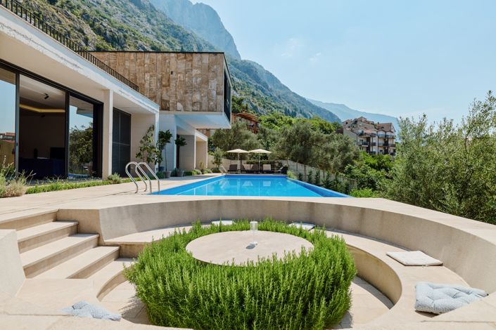 Image No.4-Villa de 5 chambres à vendre à Dobrota