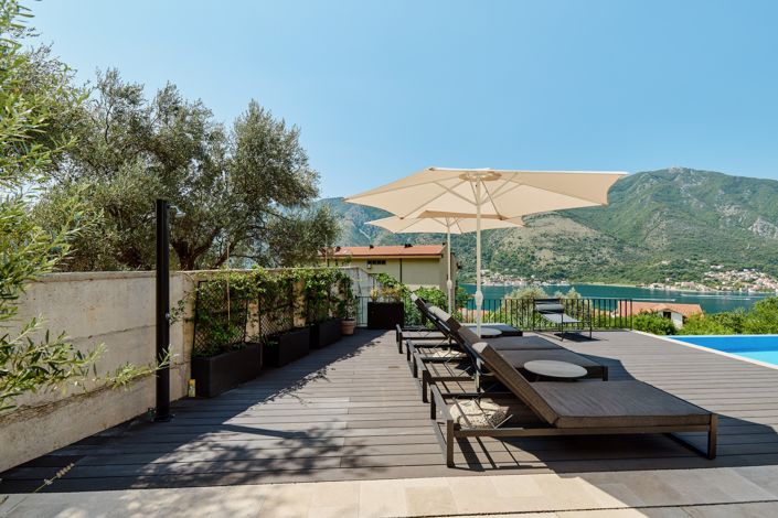 Image No.7-Villa de 5 chambres à vendre à Dobrota