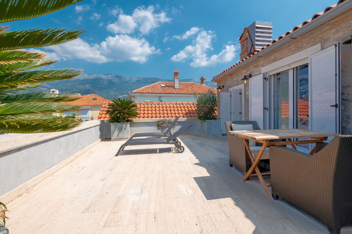 Image No.1-3 Bed Apartment for sale
