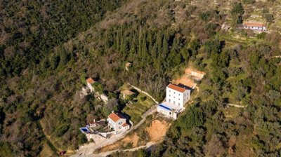 2-tivat-donja-lastva-urbanized-land-with-pano