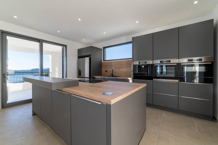 Image No.12-2 Bed Villa for sale