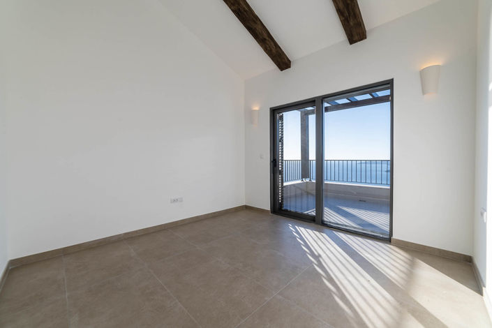 Image No.16-2 Bed Villa for sale