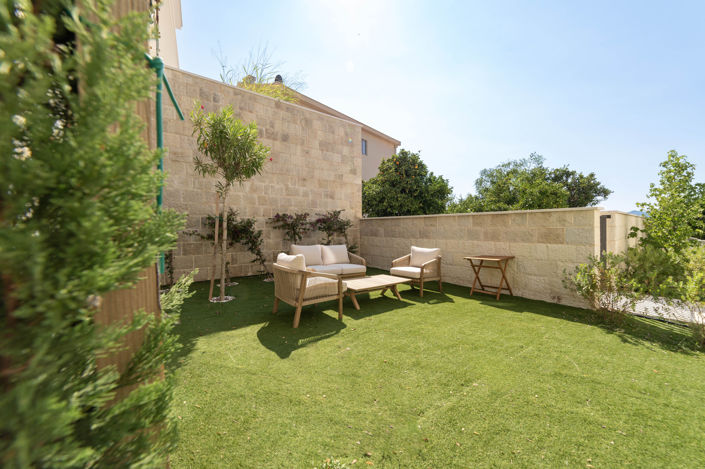 Image No.7-10 Bed Hotel for sale