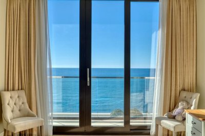 15-two-bedroom-apartment-in-a-complex-with-pr