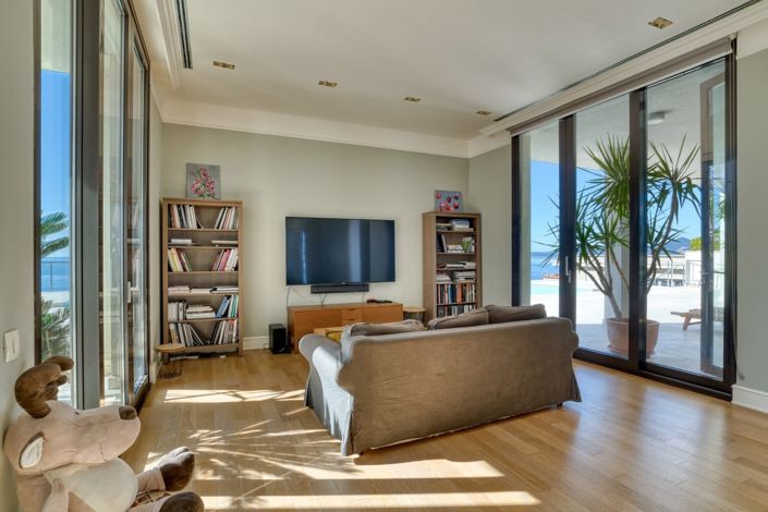 Image No.22-2 Bed Apartment for sale