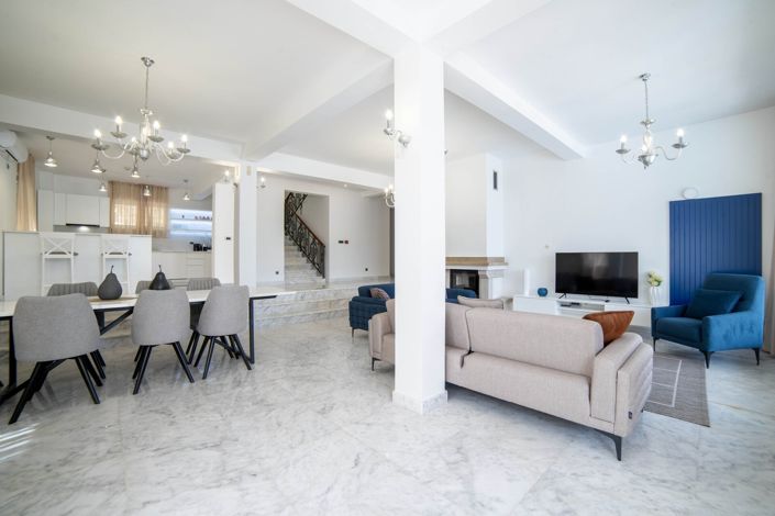 Image No.12-4 Bed Villa for sale