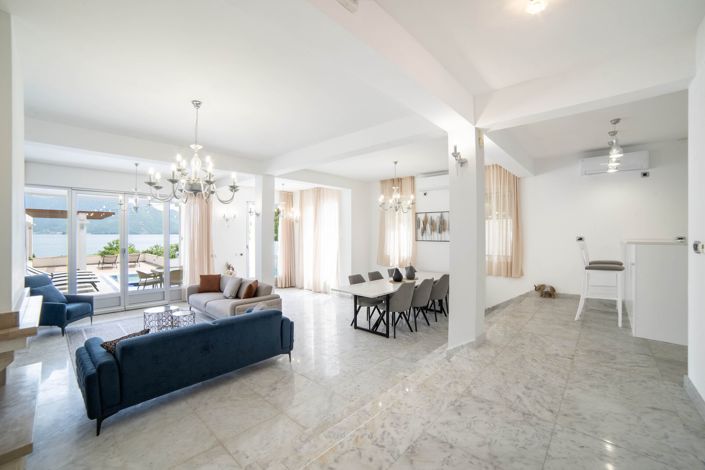 Image No.14-4 Bed Villa for sale