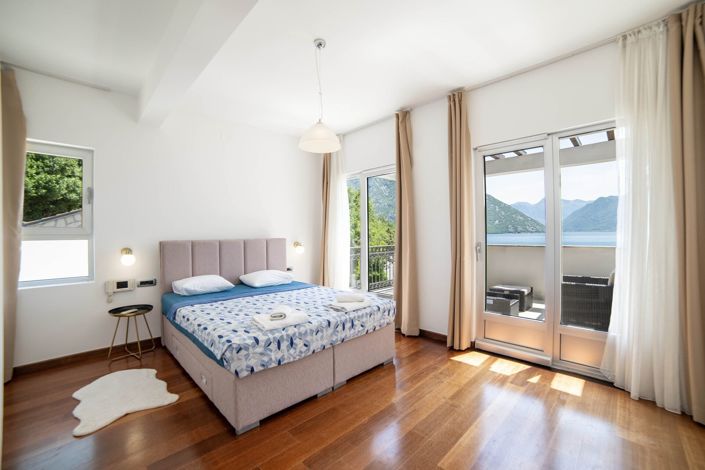 Image No.18-4 Bed Villa for sale