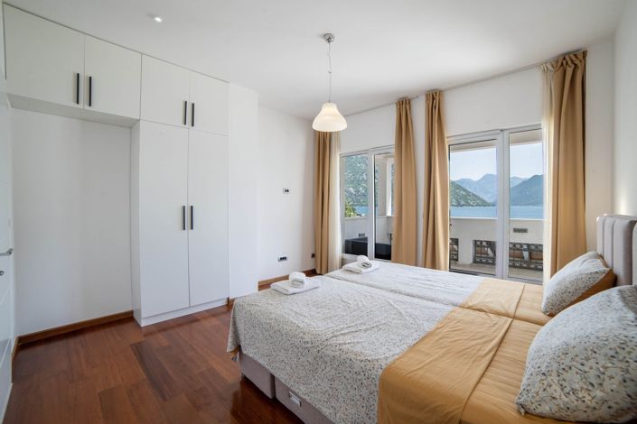 Image No.22-4 Bed Villa for sale