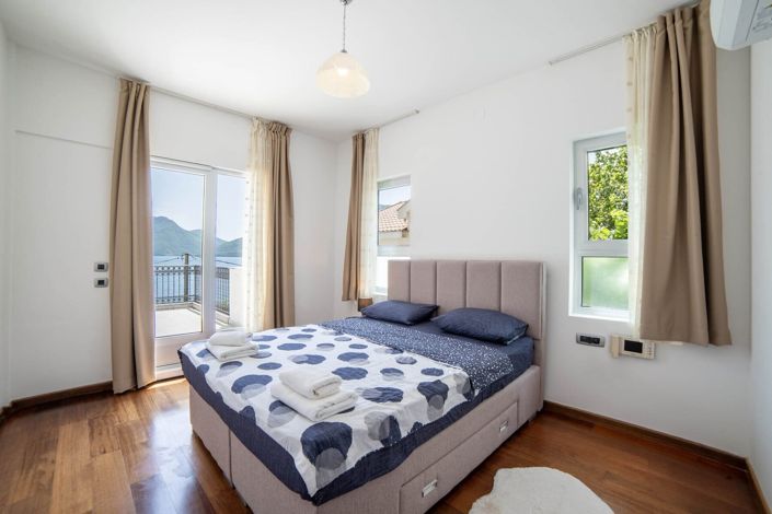 Image No.25-4 Bed Villa for sale