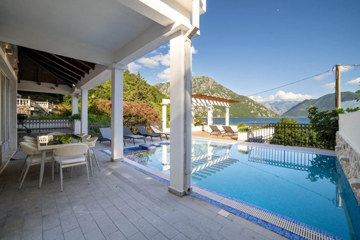 Image No.5-4 Bed Villa for sale