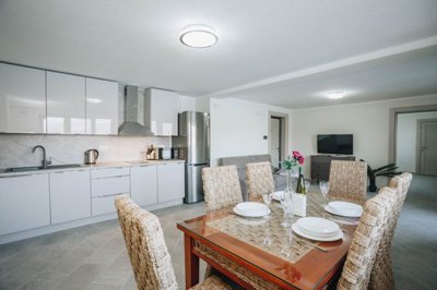 11-krasici-waterfront-villa-with-3-apartments