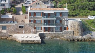 1-krasici-waterfront-villa-with-3-apartments