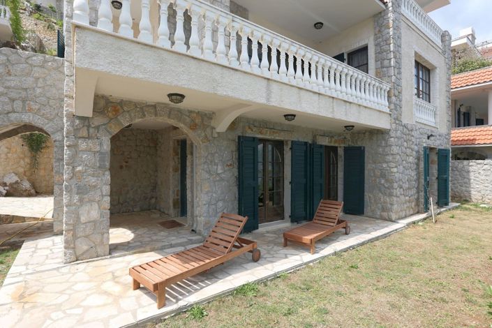Image No.22-Villa de 4 chambres à vendre à Monténégro