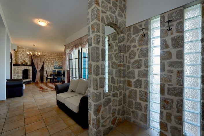 Image No.9-4 Bed Villa for sale