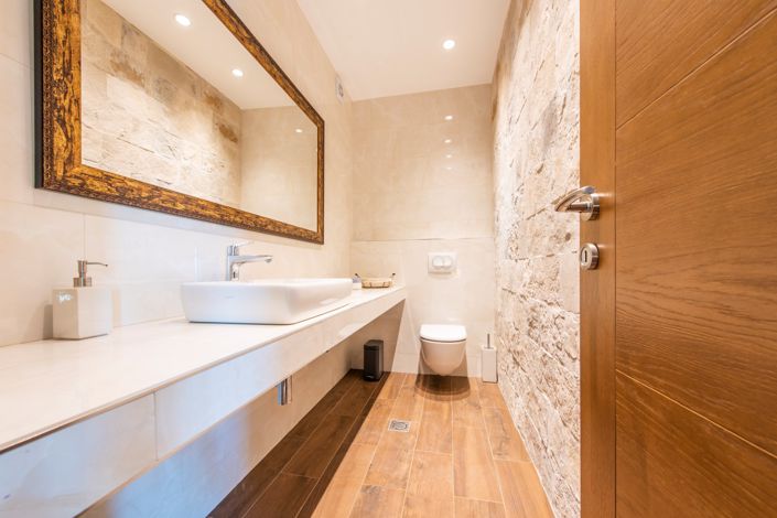 Image No.27-6 Bed Villa for sale