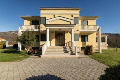 5-podgorica-velje-brdo-family-eight-bedroom-v