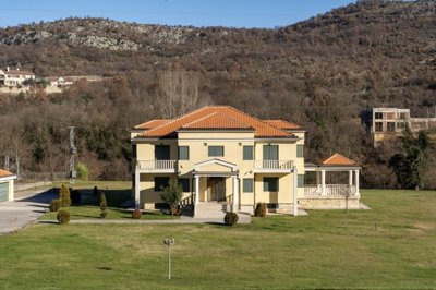 1-podgorica-velje-brdo-family-eight-bedroom-v