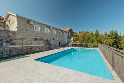 1-authentic-stone-house-lustica-zabrdje