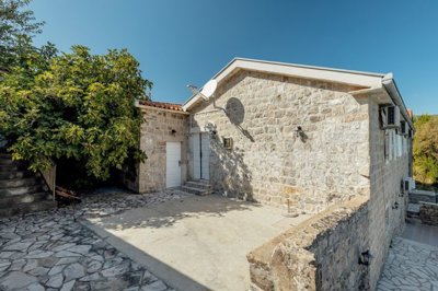 4-authentic-stone-house-lustica-zabrdje