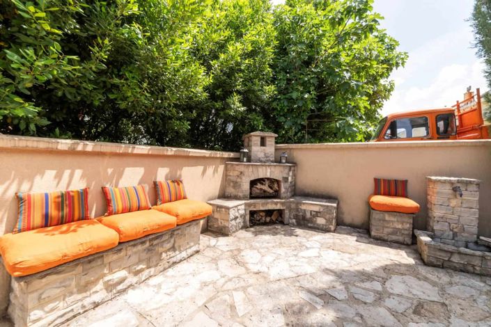 Image No.16-1 Bed House for sale