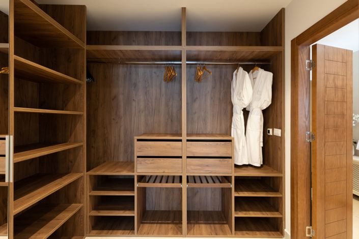 Image No.19-3 Bed Villa for sale