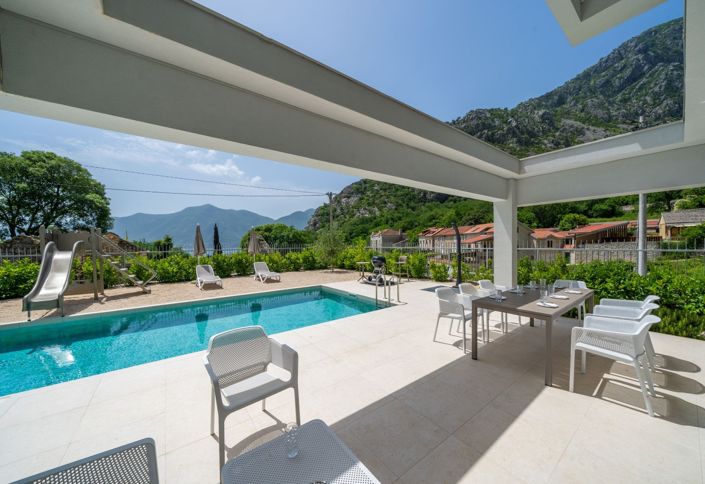 Image No.14-Maison de 3 chambres à vendre à Kotor