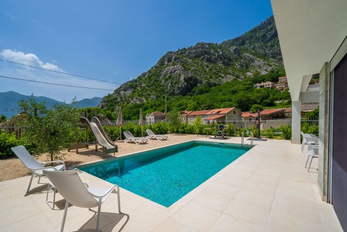 Image No.23-Maison de 3 chambres à vendre à Kotor