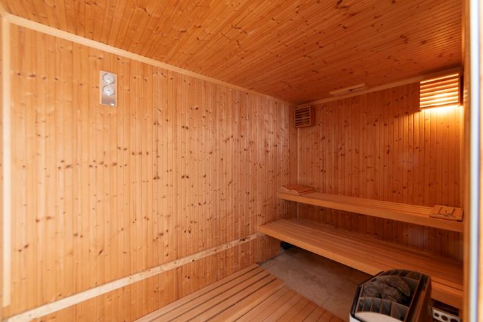 Image No.18-7 Bed Villa for sale