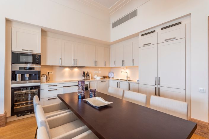 Image No.11-4 Bed Apartment for sale