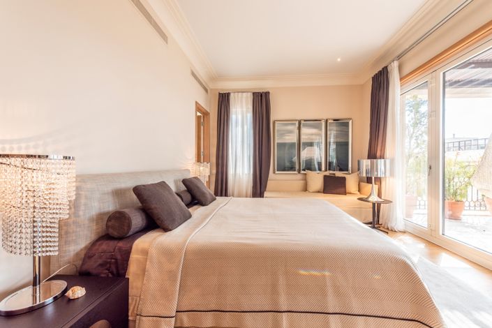 Image No.18-4 Bed Apartment for sale