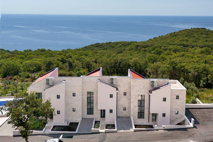 Image No.2-Maison de 4 chambres à vendre à Budva