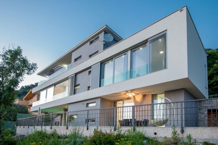 Image No.1-2 Bed Villa for sale