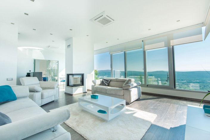 Image No.25-2 Bed Villa for sale