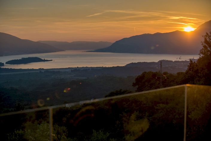 Image No.5-2 Bed Villa for sale