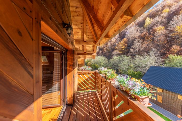 Image No.29-8 Bed House for sale